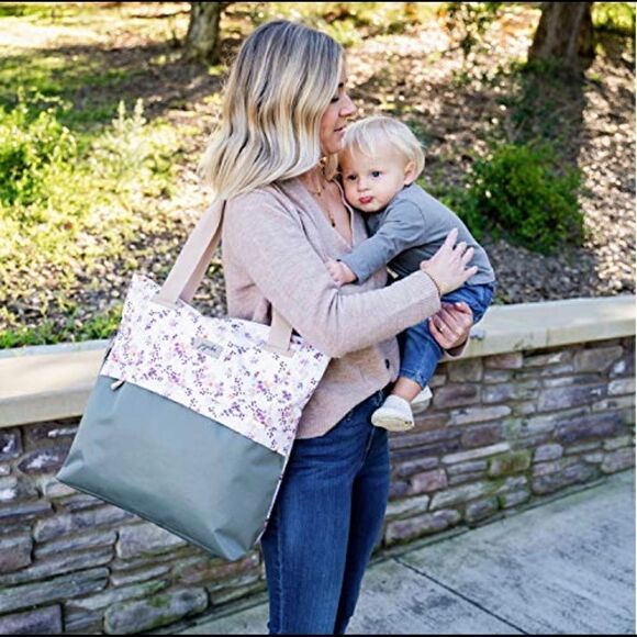 NWT Jujube Large Tote - Picture 1 of 10